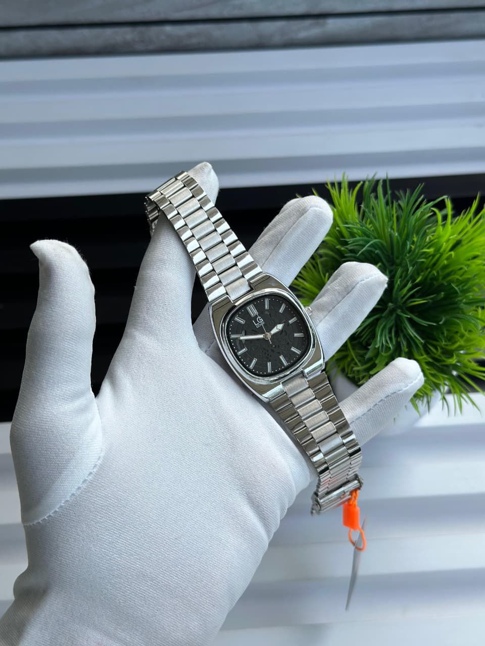 Elegant Silver Stainless Steel Men’s Watch  BRAND= FENTON &amp; LG 🌀&nbsp;